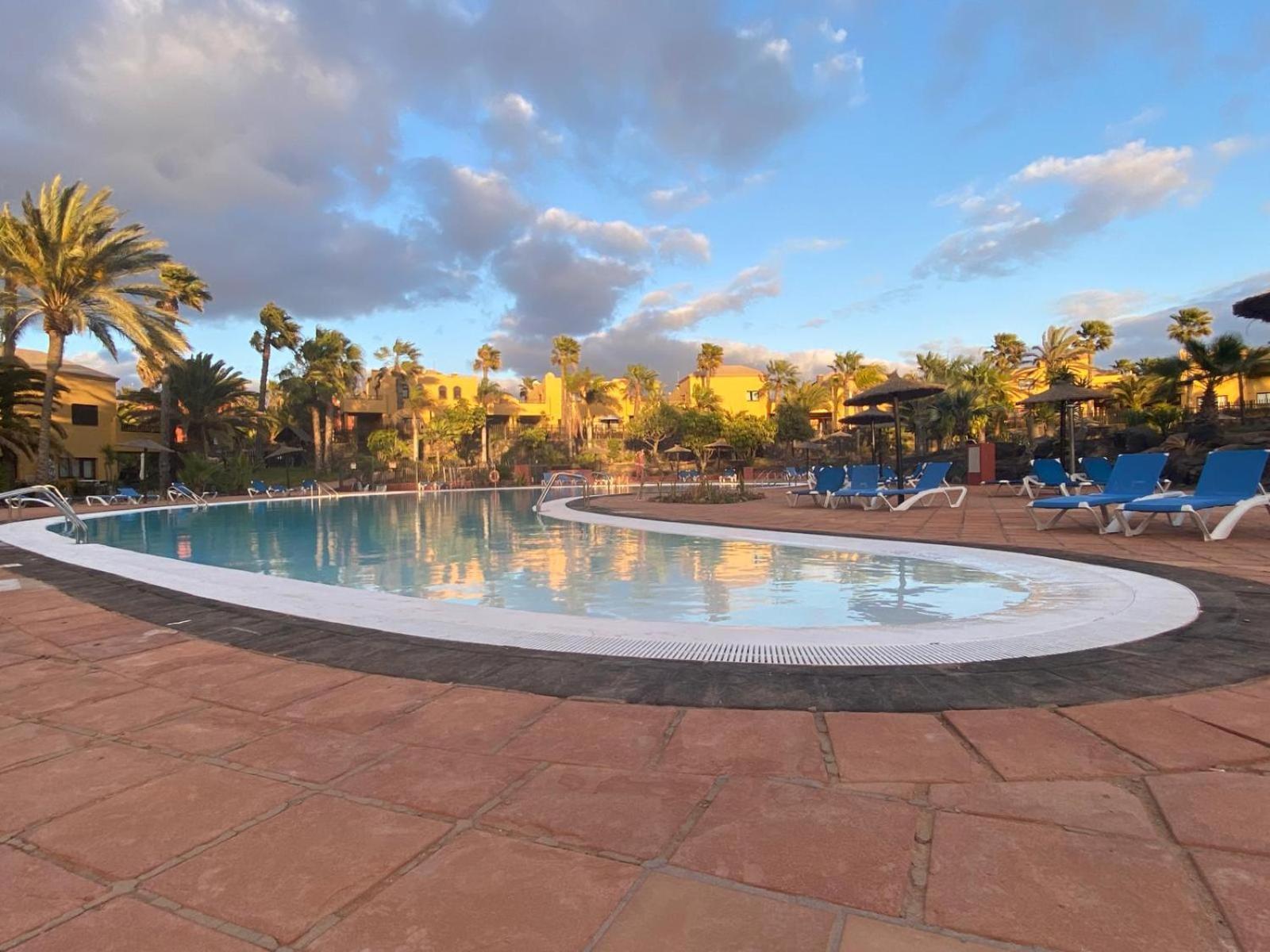 Adamsurfcom Apartment Corralejo Ngoại thất bức ảnh